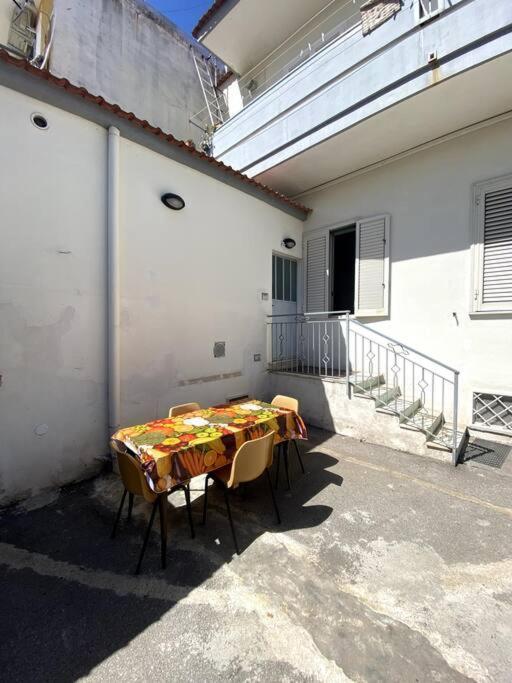 Apartamento Domus Sici Pompeya Exterior foto